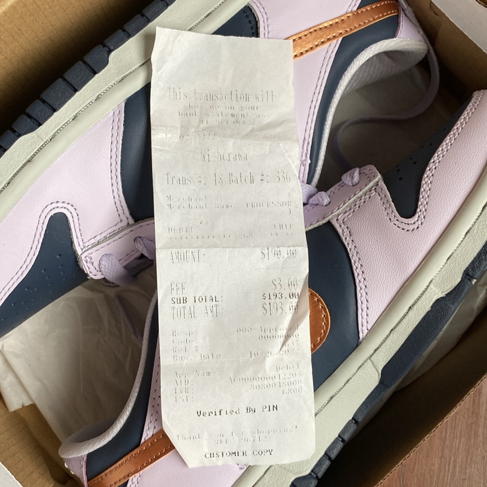 NIB Nike Dunk Low SE Sneakers - Picture 4 of 8